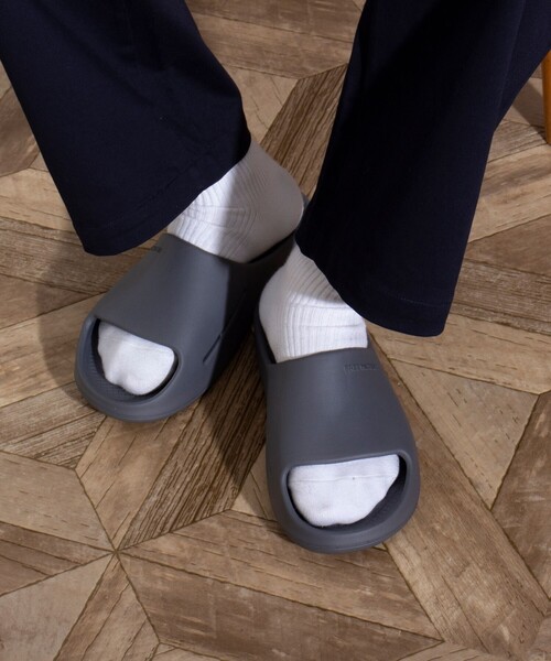 freewaters（フリーウォーターズ）の「【FREEWATERS/フリーウォーターズ】Cloud9 Slide リカバリーサンダル（サンダル・メンズ・ブラック/グレー/ベージュ・26/27/28）」の11枚目の写真