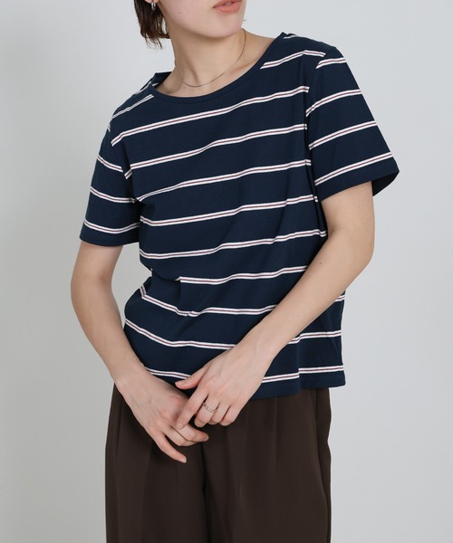 select MOCA(セレクトモカ)の「ボーダーシンプルTシャツ(Tシャツ/カットソー・レディース・ネイビー/カーキ/チャコールグレー・FREE)」の1枚目の写真