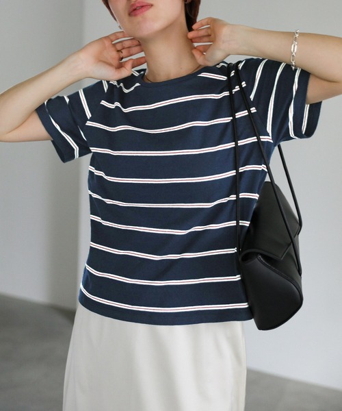 select MOCA(セレクトモカ)の「ボーダーシンプルTシャツ(Tシャツ/カットソー・レディース・ネイビー/カーキ/チャコールグレー・FREE)」の22枚目の写真