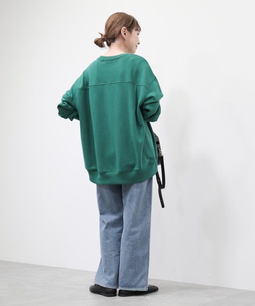 AMERICAN HOLIC（アメリカンホリック）の「【WEB限定】バックドレープロゴ裏毛プルオーバー（スウェット・レディース・グリーン/チャコールグレー/オートミール・M/L）」の11枚目の写真