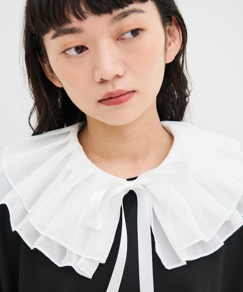 MERLOT（メルロー）の「シフォンプリーツ付け襟（付け襟・レディース・ホワイト/ブラック・FREE）」の13枚目の写真