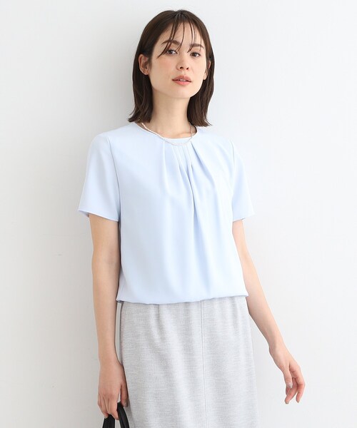 【セール】【洗える／UVケア】タックデザインショート丈ブラウス（シャツ/ブラウス）｜INDIVI（インディヴィ）