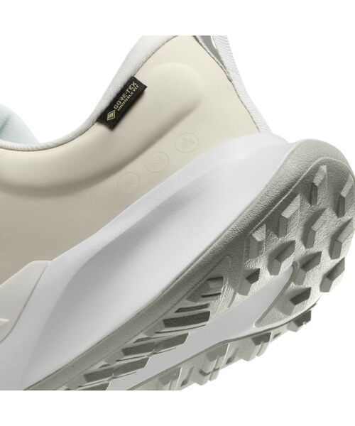 NIKE（ナイキ）の「ナイキ ジュニパー トレイル 2 GORE-TEX メンズ 防水 トレイル ランニングシューズ / Nike Juniper Trail 2 GORE-TEX Men's Waterproof Trail Running Shoes＜23.5-30cm 展開＞（スニーカー・メンズ・クリーム/ダークブラウン・25/28/27.5/27/26.5/26/25.5/30/29/28.5/24.5/24/23.5）」の10枚目の写真