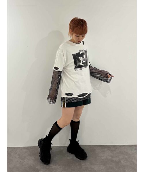 jouetie（ジュエティ）の「ダメージフォトBIG Tシャツ（Tシャツ/カットソー・レディース・ブラック/レッド/オフホワイト・MEDIUM）」の4枚目の写真