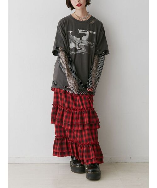 jouetie（ジュエティ）の「ダメージフォトBIG Tシャツ（Tシャツ/カットソー・レディース・ブラック/レッド/オフホワイト・MEDIUM）」の9枚目の写真