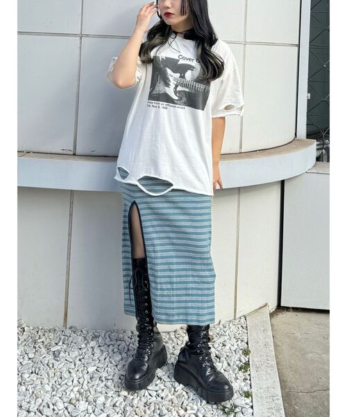 jouetie（ジュエティ）の「ダメージフォトBIG Tシャツ（Tシャツ/カットソー・レディース・ブラック/レッド/オフホワイト・MEDIUM）」の21枚目の写真