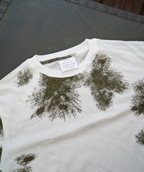 MILITARY（ミリタリー）の「【Military Reproduts　ミリタリーリプロダクツ】カモフラTシャツ（Tシャツ/カットソー・メンズ・ベージュ/ホワイト/カーキオリーブ/ブラック・MEDIUM/LARGE/X-LARGE）」の2枚目の写真