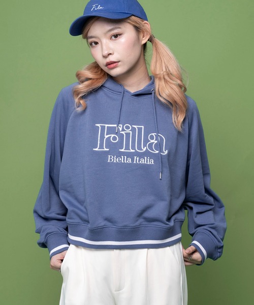 FILA(フィラ)の「FILA フィラ ブランド ロゴ ショート ラグラン ラインリブ 裏毛 長袖 スウェット パーカー フーディー(パーカー・レディース・ホワイト/ブラック/ブルー・M/L/LL)」の3枚目の写真