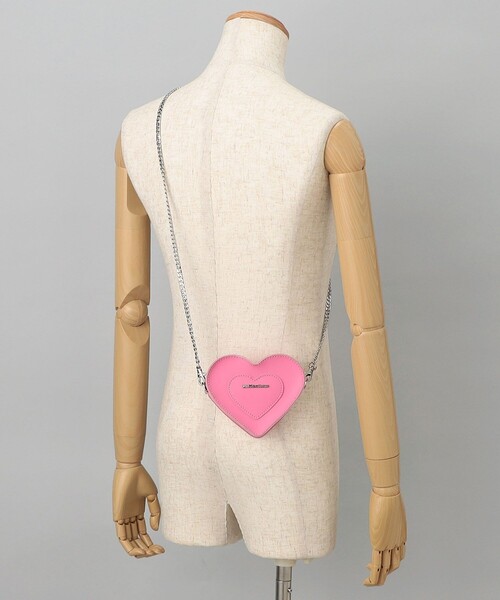 Dr. Martens（ドクターマーチン）の「Dr.Martens/ドクターマーチン Mini Heart Bag / AD092100 / AD092001 / AD092650 / ハートミニショルダーバッグ（ショルダーバッグ・レディース・ブラック/ピンク/ホワイト・ONE SIZE）」の18枚目の写真