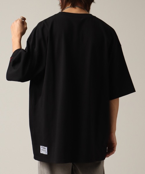 FUBU( フブ)の「【FUBU/フブ】College Tee/カレッジロゴTシャツ(Tシャツ/カットソー・メンズ・ホワイト/パープル/ブラック/グリーン・L/M/XL)」の18枚目の写真