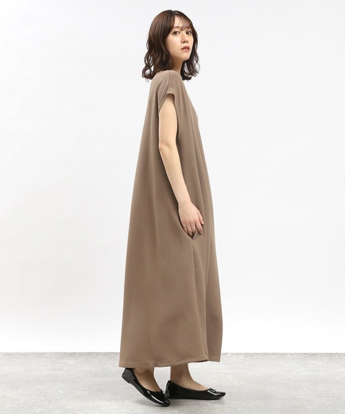 GLOBAL WORK Smile Seed Store（グローバルワーク スマイルシードストア）の「フクレジャガードワンピースフレンチスリーブ/108549（ワンピース・レディース・ブルー系その他6/モカ/アイボリー/ブラック・X-LARGE/LARGE/MEDIUM/SMALL）」の3枚目の写真