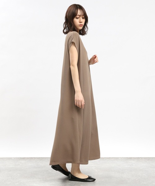 GLOBAL WORK Smile Seed Store（グローバルワーク スマイルシードストア）の「フクレジャガードワンピースフレンチスリーブ/108549（ワンピース・レディース・ブルー系その他6/モカ/アイボリー/ブラック・X-LARGE/LARGE/MEDIUM/SMALL）」の14枚目の写真