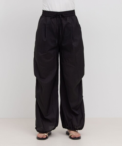 NOLLEY’S(ノーリーズ)の「◇【WEB限定】《セットアップ対応》ウォッシャブルシアーオーガンジーパラシュートパンツ(その他パンツ・レディース・チャコールグレー/ネイビー・36/38)」の16枚目の写真