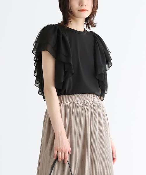 n'OrLABEL(ノアールレーベル)の「ショルダーフリルプルオーバー(Tシャツ/カットソー・レディース・オフホワイト/ブラック・2/1)」の16枚目の写真