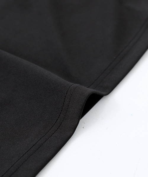 n'OrLABEL(ノアールレーベル)の「ショルダーフリルプルオーバー(Tシャツ/カットソー・レディース・オフホワイト/ブラック・2/1)」の5枚目の写真