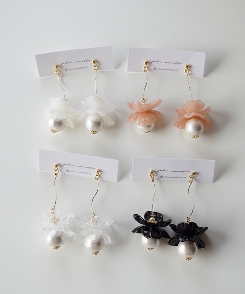CERCA(チェルカ)の「jolie minette/フラワーパール ロング ピアス(ピアス(両耳用)・レディース・ブルーパープル/ホワイト系/ピンク系/アクア/クリア/ベージュ系/ブラウン系/ブラック/オリーブ/クリアイエロー/ラベンダー・FREE)」の14枚目の写真