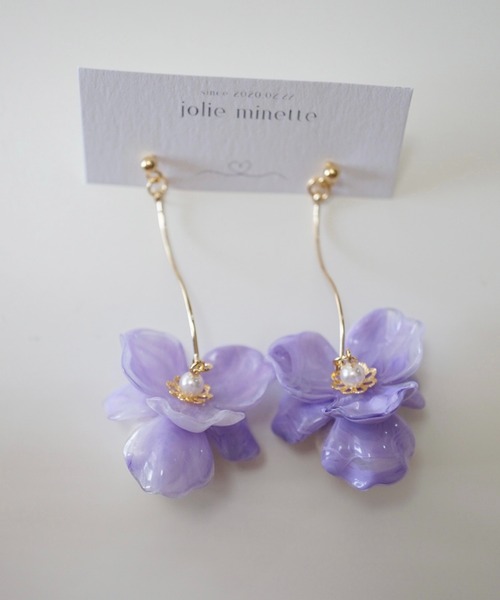 CERCA(チェルカ)の「jolie minette/フラワーパール ロング ピアス(ピアス(両耳用)・レディース・ブルーパープル/ホワイト系/ピンク系/アクア/クリア/ベージュ系/ブラウン系/ブラック/オリーブ/クリアイエロー/ラベンダー・FREE)」の13枚目の写真