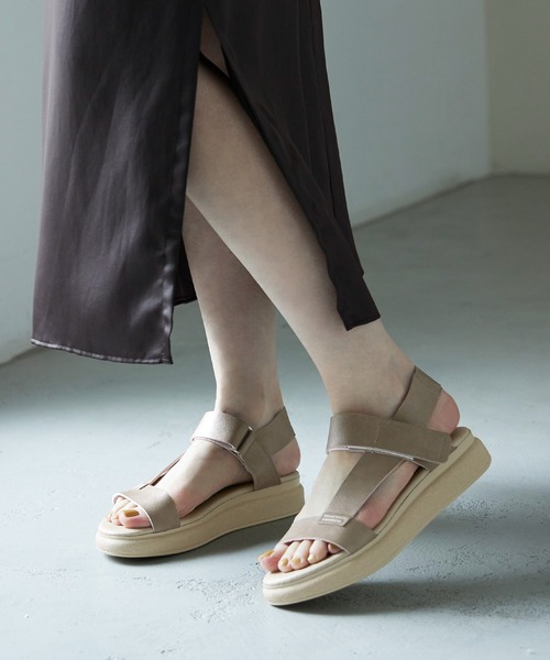 Fashion Letter（ファッションレター）の「日本製 バックゴムベルト スポーツサンダル レディース 痛くないサンダル（サンダル・レディース・シルバー/ブラック/ベージュ系その他・S/M/L/LL）」の21枚目の写真