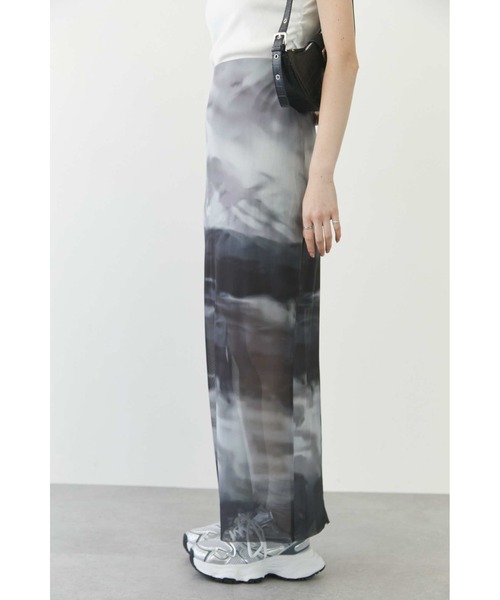 Solace（ソレイス）の「ニュアンス柄シアーナローロングスカート（スカート・レディース・ブラック/ベージュ/オレンジ・FREE）」の4枚目の写真