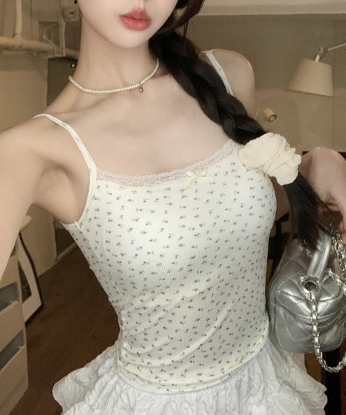 Per sist ence(パーシエンス)の「リボンレースフラワープリントブラトップ/カップ付き(キャミソール・レディース・ピンク/ブラック/オフホワイト/ブルー・FREE)」の7枚目の写真