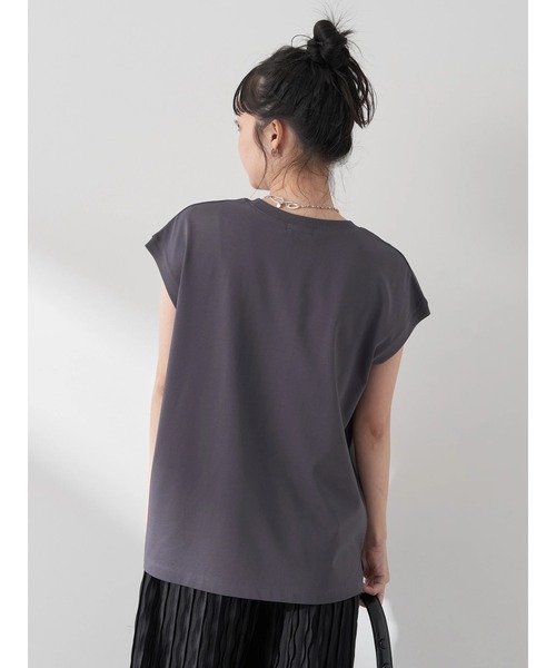 earth music&ecology（アースミュージックアンドエコロジー）の「TERRE　BATTUE　フレンチT（Tシャツ/カットソー・レディース・チャコールグレー/オフホワイト・FREE）」の8枚目の写真