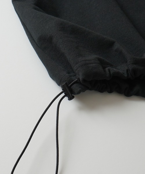 Labordi（ラボード）の「ビッグシルエット ワンポイント刺繍 ドロストTシャツ カットソー ユニセックス（Tシャツ/カットソー・メンズ・ブラック/ホワイト/ネイビー/杢グレー・M/L）」の14枚目の写真