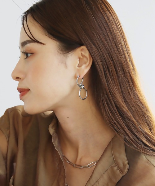 abaskdesign(アバスクデザイン)の「金属アレルギー対応 ニュアンスラインステンレスピアス(ピアス(両耳用)・レディース・ゴールド/シルバー・FREE)」の7枚目の写真