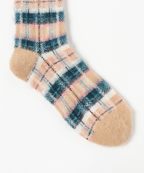 BEAMS BOY（ビームスボーイ）の「シャギー タータン チェック ソックス 24FW（ソックス/靴下・レディース・オリーブ/ネイビー/ベージュ・ONE SIZE）」の5枚目の写真