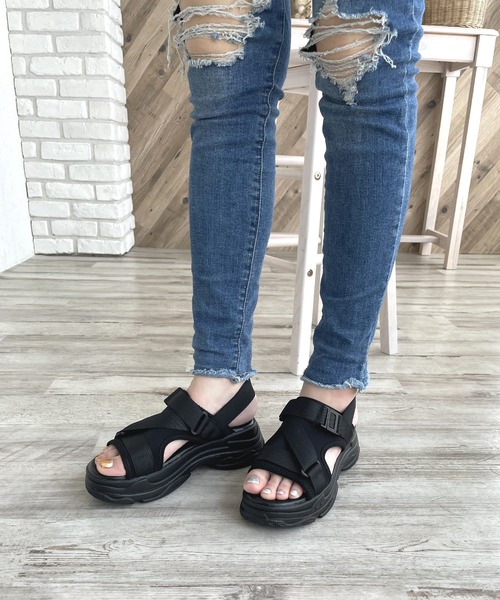 [韓国人気]★IYSO★UTEミュールサンダル 靴下付き 男女共用CLOG 楽天市場】UGG アグ Cora Sandals コウラ コーラ ストラップ