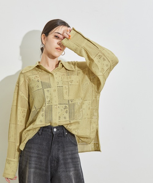 le cercle ADAM ET ROPE'(ルセルクルアダムエロペ)の「パネルレース羽織シャツ(シャツ/ブラウス・レディース・ブラック/ホワイト/クリーム・FREE)」の4枚目の写真