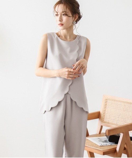 AMELY(エミリー)の「スカラップセットアップ(セットアップ・レディース・ブラック/グレー/ネイビー・フリー)」の6枚目の写真