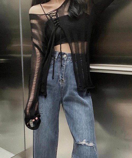 c.u.l(シーユーエル)の「Vネック ストライプシースルーニットトップス culw739(Tシャツ/カットソー・レディース・ブラック/ホワイト・FREE)」の5枚目の写真