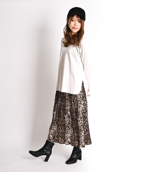 MARAI（マーライ）の「プリーツロングスカート ウエストゴム レオパード柄 パイソン柄（スカート・レディース・ブラック/グレー/ベージュ/ブラウン・FREE）」の18枚目の写真