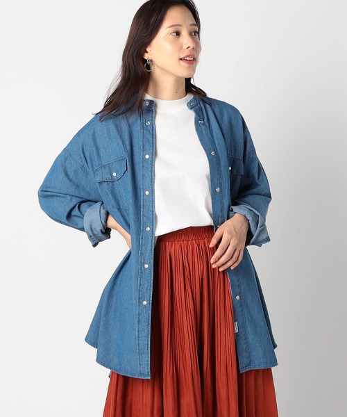 Grand PARK(グランドパーク)の「ウエスタン風 ノーカラーデニムシャツ(シャツ/ブラウス・レディース・ブラック/ブルー/ワンウォッシュ・FREE)」の1枚目の写真