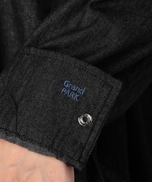 Grand PARK(グランドパーク)の「ウエスタン風 ノーカラーデニムシャツ(シャツ/ブラウス・レディース・ブラック/ブルー/ワンウォッシュ・FREE)」の17枚目の写真