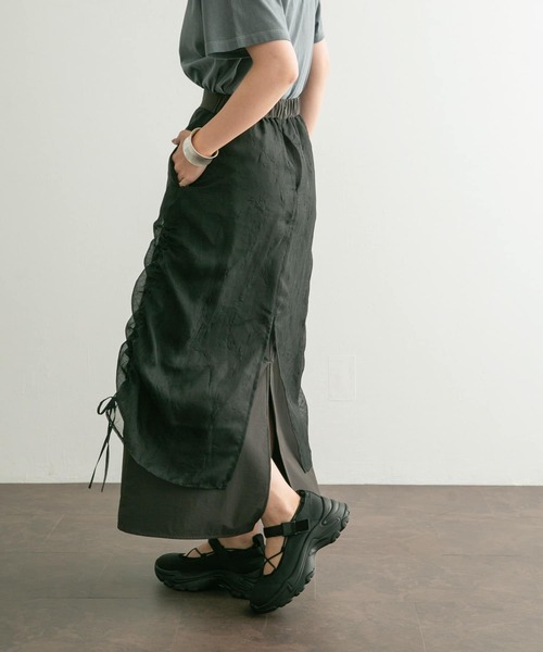 KBF（ケイビーエフ）の「シアーレイヤードスカート（スカート・レディース・ブラック/グレー・ONE）」の5枚目の写真