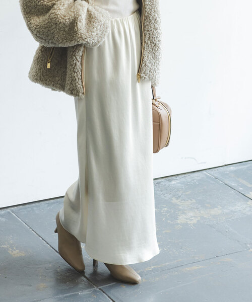 Noble（ノーブル）の「《追加》ナローAラインサテンスカート（スカート