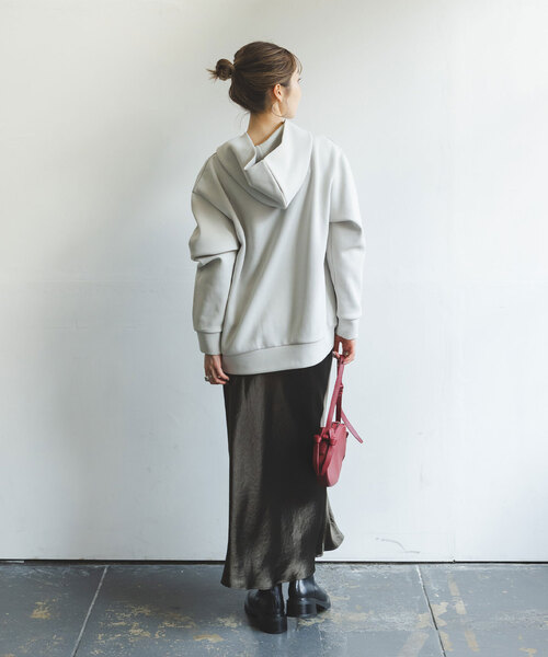 Noble（ノーブル）の「《追加》ナローAラインサテンスカート（スカート・レディース・ブラウン/ベージュ/ホワイト・FREE）」の20枚目の写真