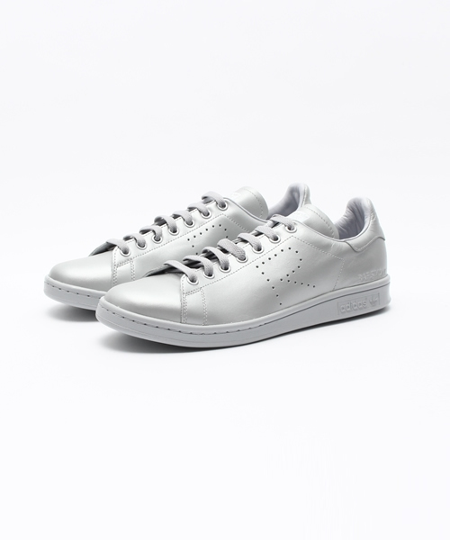 adidas by RAF SIMONS（アディダスバイラフシモンズ）の「メンズ