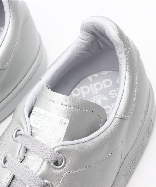 adidas by RAF SIMONS（アディダスバイラフシモンズ）の「メンズ