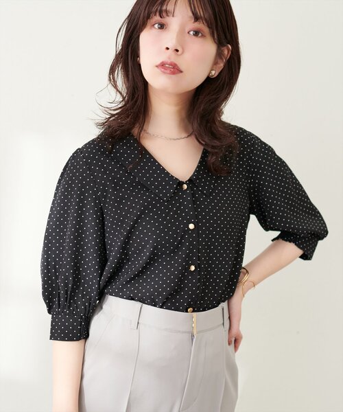 natural couture（ナチュラルクチュール）の「深V衿付きブラウス（シャツ/ブラウス・レディース・ブラック/オフホワイト/ブルー/その他1/その他2・FREE）」の15枚目の写真