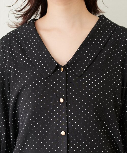 natural couture（ナチュラルクチュール）の「深V衿付きブラウス（シャツ/ブラウス・レディース・ブラック/オフホワイト/ブルー/その他1/その他2・FREE）」の22枚目の写真
