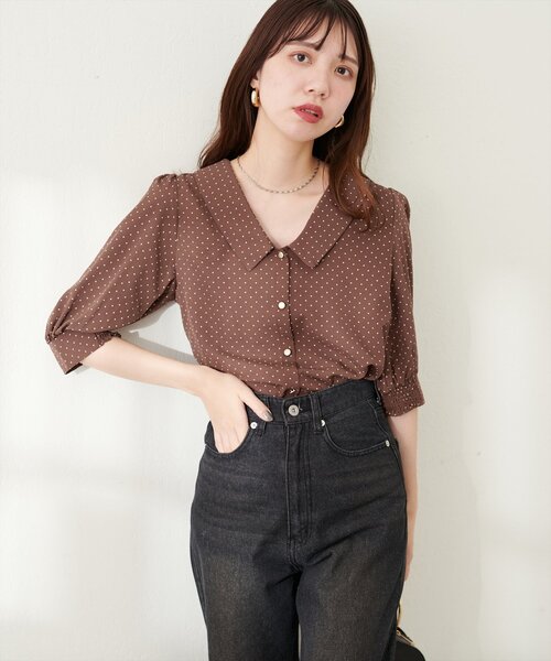 natural couture（ナチュラルクチュール）の「深V衿付きブラウス（シャツ/ブラウス・レディース・ブラック/オフホワイト/ブルー/その他1/その他2・FREE）」の7枚目の写真