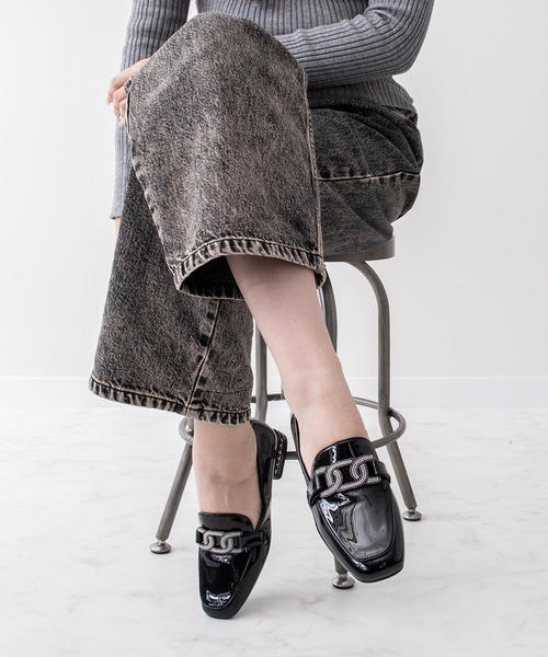 Bridget Birkin(ブリジットバーキン)の「【Bridget Birkin】パールヒールビジューバックルローファー(541628)(ローファー・レディース・グレー系その他/ベージュ系その他/ブラック系その他/ブラック系その他2・24/23.5/23/24.5/22.5)」の11枚目の写真