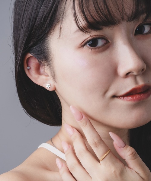 Os accessory（オズアクセサリー）の「Os　-オズ-　ジルコニア フラワー ピアスセット【金属アレルギー対応】（ピアス（両耳用）・レディース・ゴールド/シルバー・ONE SIZE）」の15枚目の写真