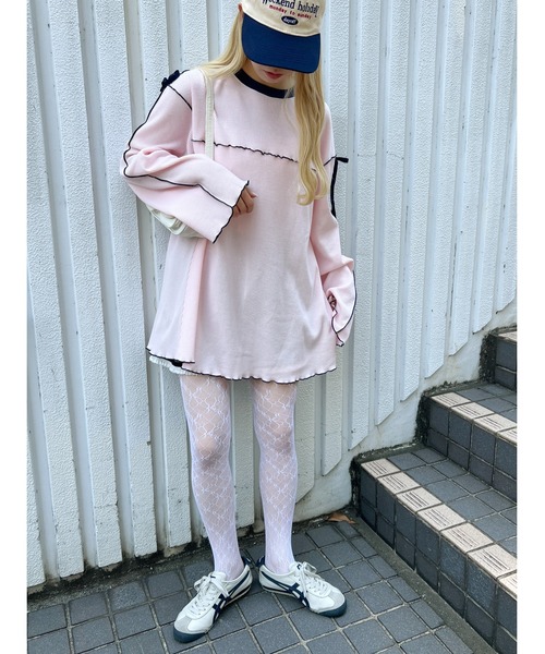 WC（ダブル シー）の「ショルダーリボンメロウワッフルロンT（Tシャツ/カットソー・レディース・アイボリー/ブラック/ピンク・FREE）」の18枚目の写真