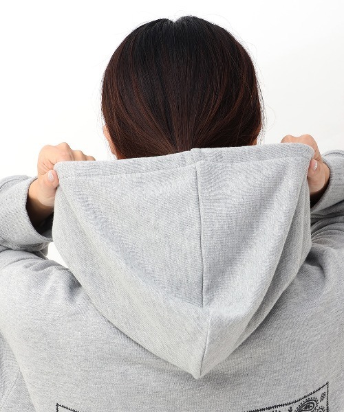 チチカカ（チチカカ）の「イェイプリントスウェットジップパーカー（パーカー・レディース・その他1/トップグレー/チャコールグレー・FREE）」の19枚目の写真