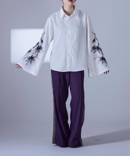Ellno Loset(エルノロゼット)の「2wayアームスリットフラワーptシャツ(シャツ/ブラウス・メンズ・ブラック/オフホワイト/ブルー系その他・SMALL/LARGE/MEDIUM)」の12枚目の写真
