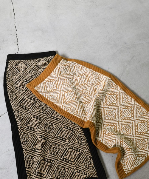 select MOCA(セレクトモカ)の「ジャカードダイヤ柄ニットスカート(スカート・レディース・ブラック/マスタード・MEDIUM/LARGE)」の3枚目の写真
