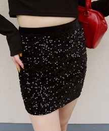 Mili affinity（ミリアフィニティー）の「スパンコールベロアタッチミニスカート（スカート・レディース）」